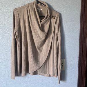 Maurice’s beige tunic size medium NWT